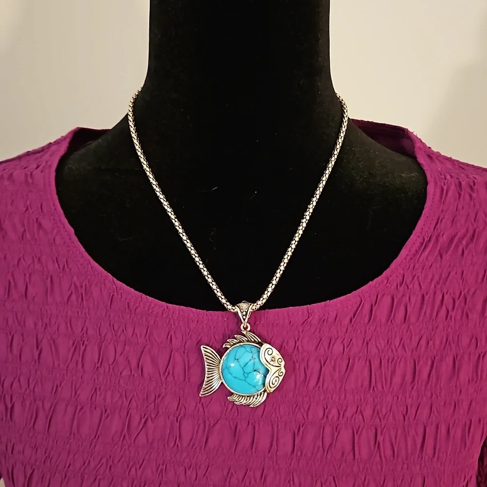 Turquoise & Silver colored Fish Necklace & Earrings - Alex Ryan, by CK Designs - Picture 2 of 7